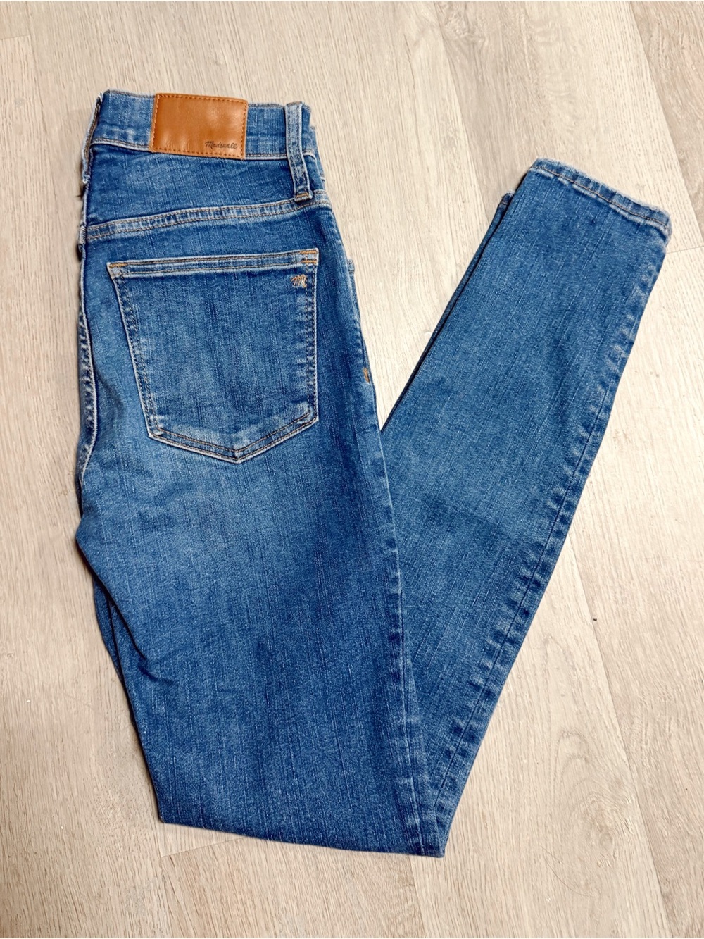 •MADEWELL• 9” MID RISE SKINNY JEANS